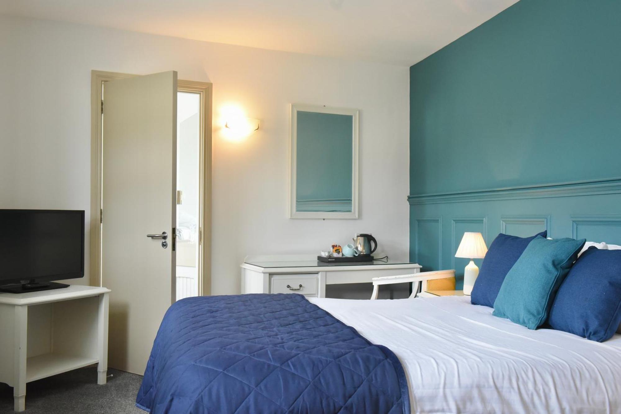 The Lough & Quay Accommodation Town Centre Warrenpoint Buitenkant foto