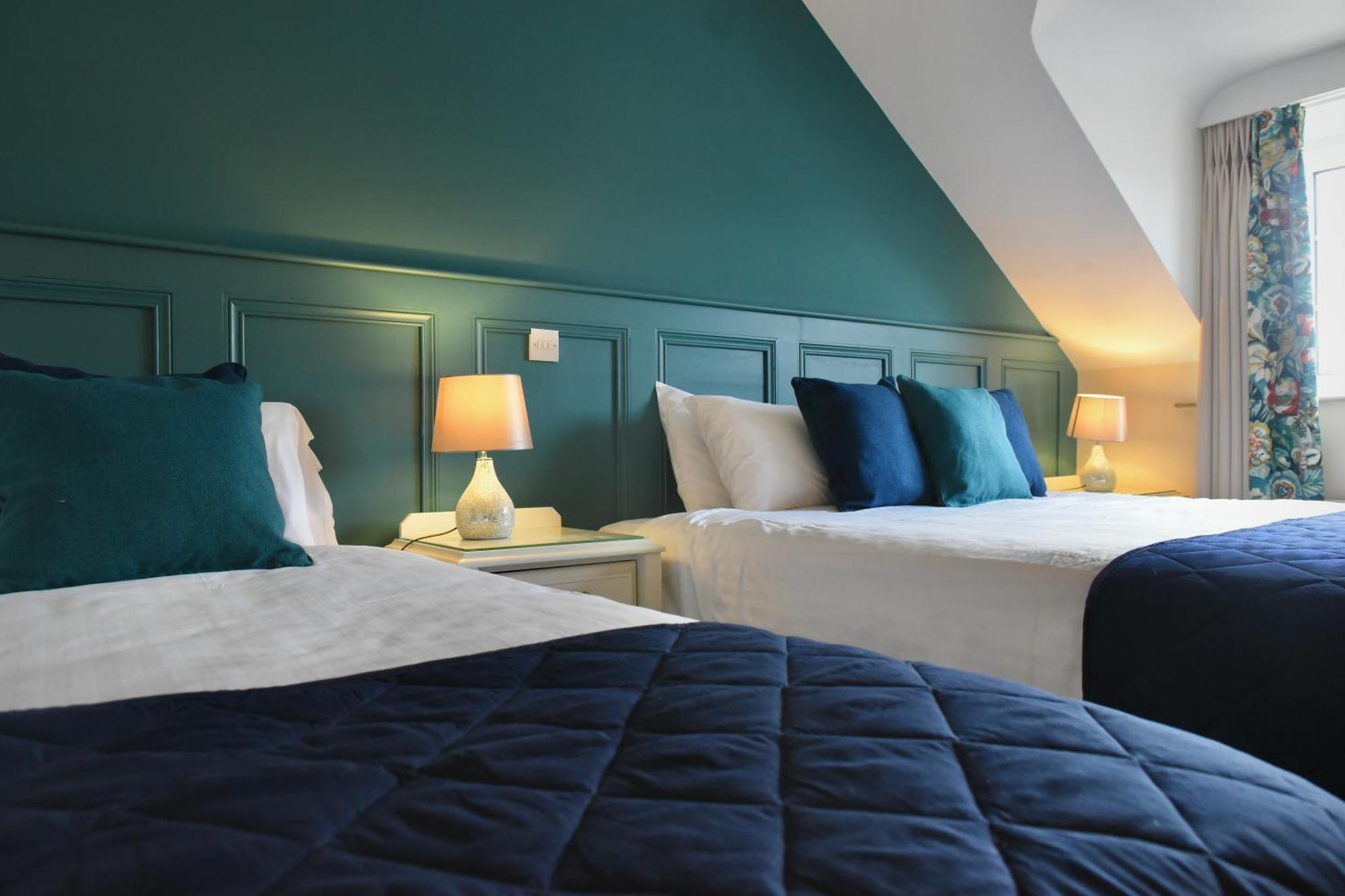 The Lough & Quay Accommodation Town Centre Warrenpoint Buitenkant foto