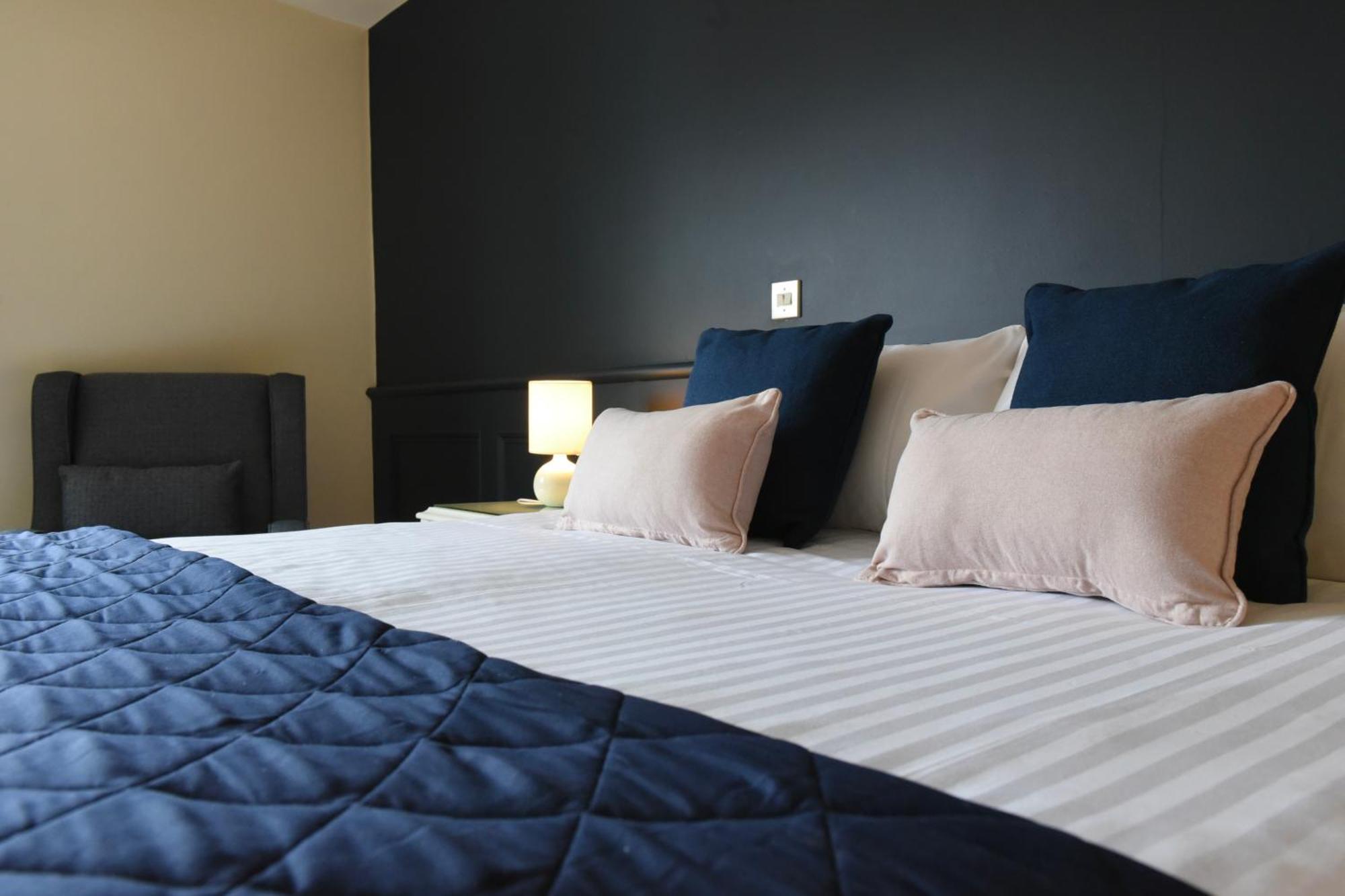 The Lough & Quay Accommodation Town Centre Warrenpoint Buitenkant foto
