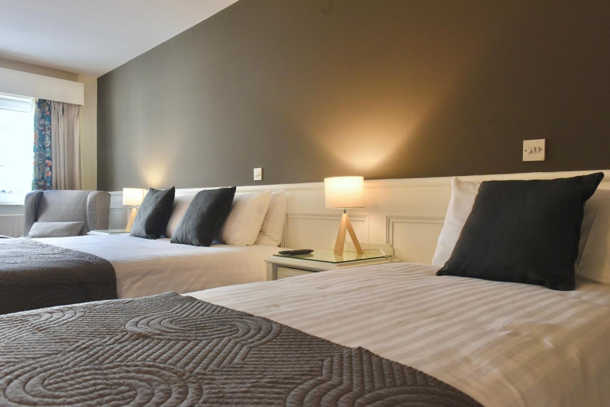 The Lough & Quay Accommodation Town Centre Warrenpoint Buitenkant foto