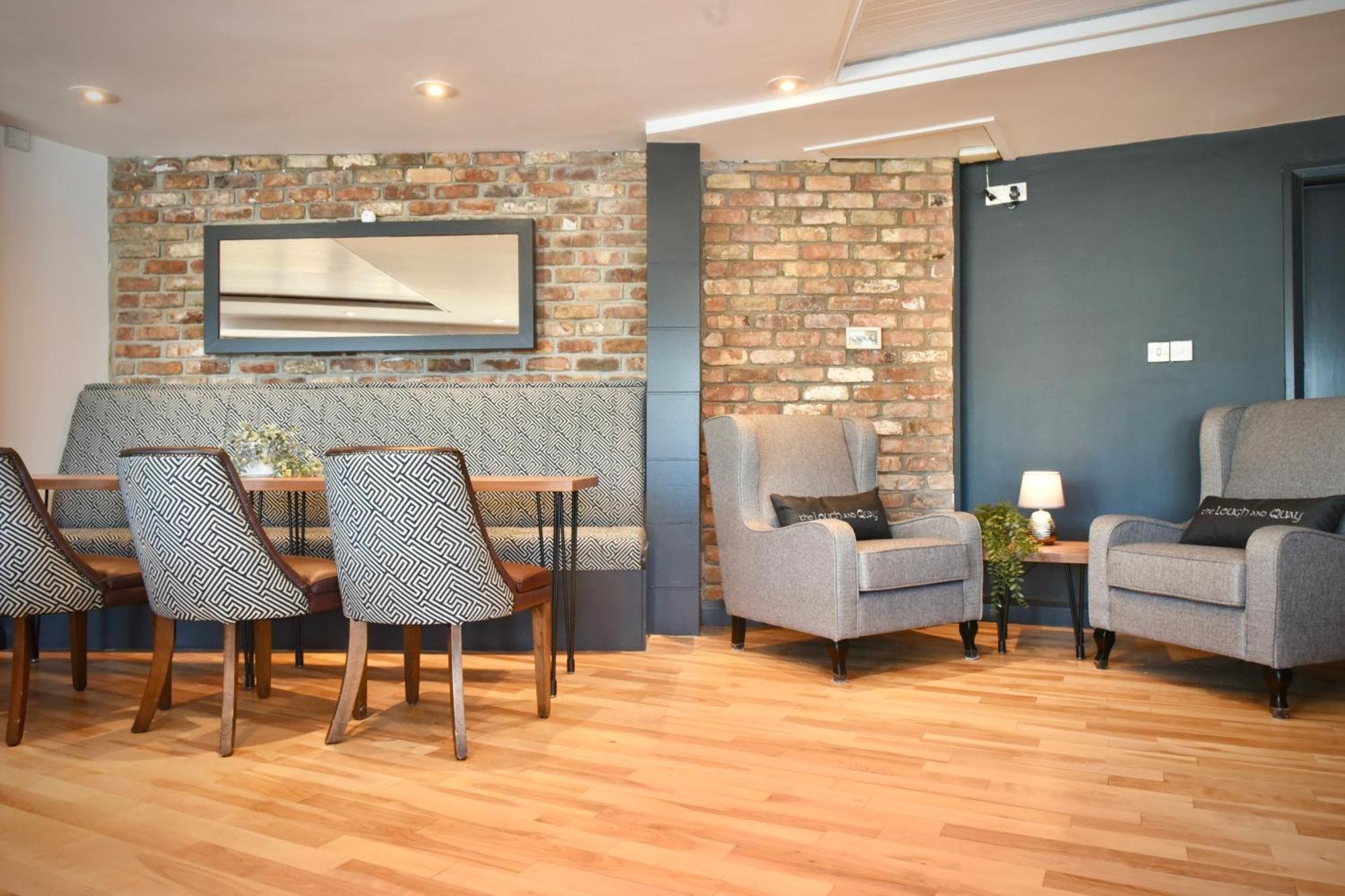 The Lough & Quay Accommodation Town Centre Warrenpoint Buitenkant foto